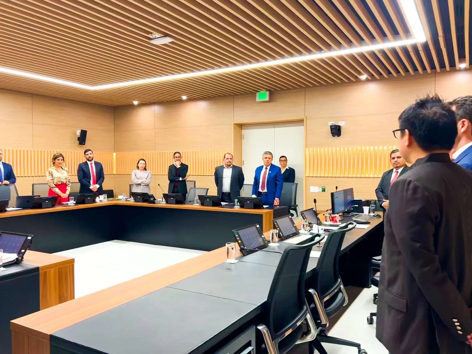 Samson Mow and Prince Filip Meet with the Major Political Parties of Costa Rica